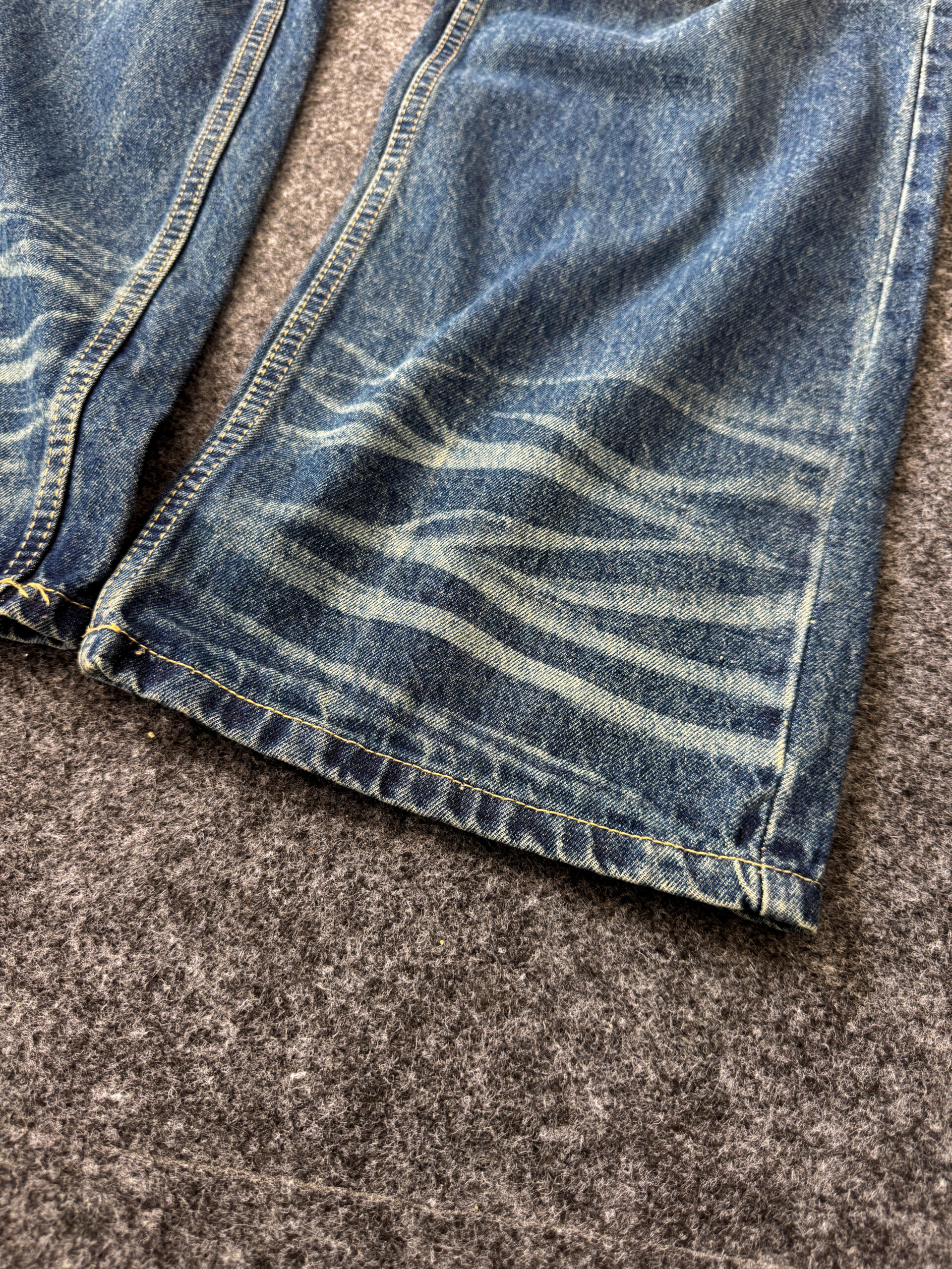 Wide Leg Faded Denim Jeans – Blue - Image 2