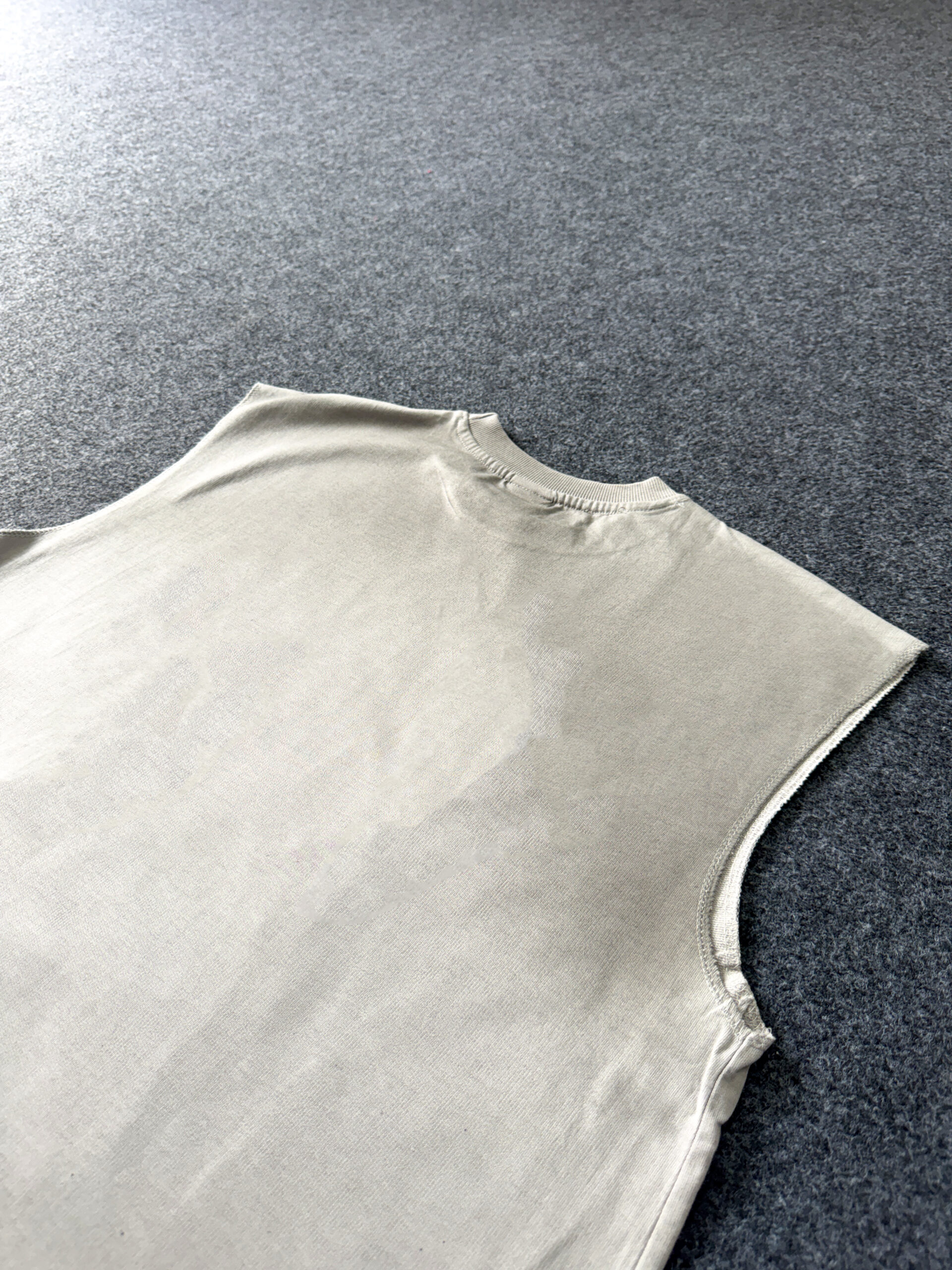 Oversized Graphic Faded Sleeveless Tee – Grey - Image 3